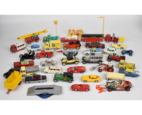 A collection of vintage Corgi diecast model cars and trucks to include Ferrari Berlinetta, Aston Martin DB4, Morris Cowley, K