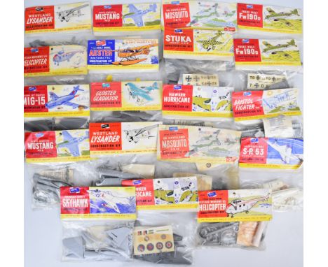 Nineteen early Airfix 1:72 scale plastic model aeroplane kits to include Westland Lysander 1385, North American Mustang P51D 