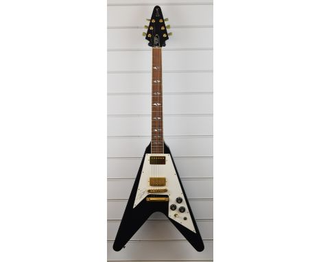 1991 Gibson Flying V Jimi Hendrix Hall of Fame limited edition number 96 of 400 electric guitar finished in black with gold h