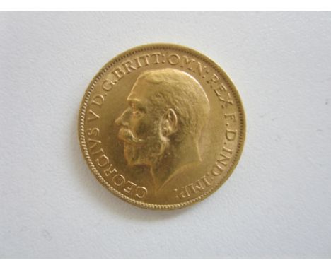 George V, 1910-36,Sovereign, 1913.  Extremely fine. (1)This lot is subject to the following lot symbols: GG Gold bullion exem