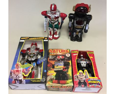 BOXED ROBOT TOYS. Three boxed, two unboxed robot toys to include an unopened 'Robot Commander II Zadak' toy.