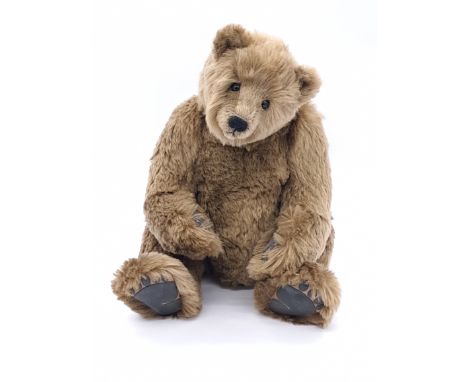 Bear Bits Bernard, realistic artist designed teddy bear, by Jean and Bill Ashburner, LE 9/10, light brown mohair, black glass