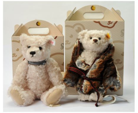 Steiff teddy bears pair: (1) Steiff Museum Bear 2005, white tag 672262, LE to the year 2005; light grey mohair, with swing la