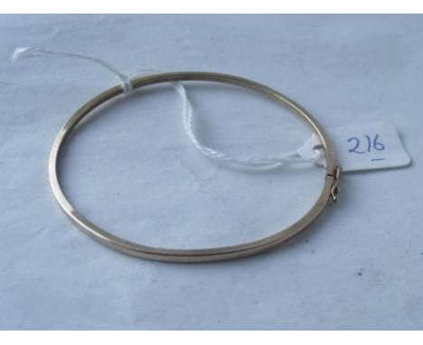 9ct ladies bangle 3.3g       