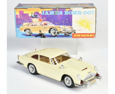 Gama, James Bond Aston Martin, W.-Germany, 25 cm, Kst, UW und Funkt. ok, Okt Z 2, Z 1-2