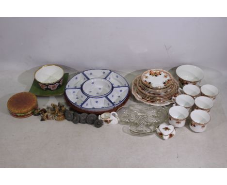 An assortment of glass and ceramics to include a Diamond China tea set. Foley China bowel, Old Country Roses trinket box,13 W