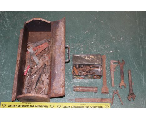 Metal toolbox and tools
