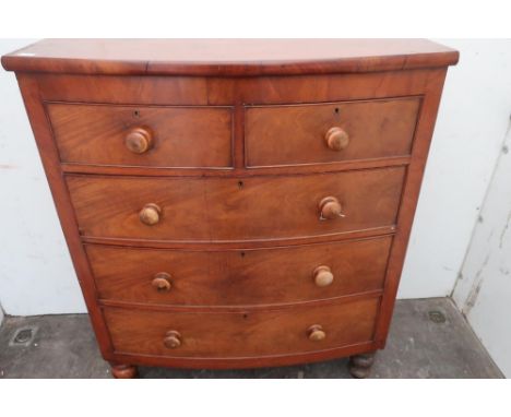 Victorian mahogany bow front chest of two short above two long drawers (105cm x 48cm x 126cm) 