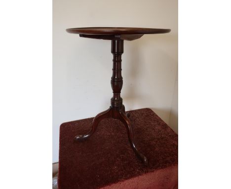 19th C mahogany circular top tripod table on turned column (diameter 50cm) 