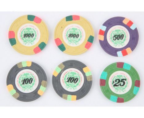 Licence To Kill (1989) Poker Chips -Collection of 6 Poker chips from James Bond: Licence To Kill. Each poker chip has "Casino