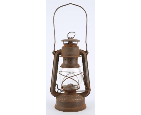 James Bond:CasinoRoyale (2006) Oil Lamp Film Prop.Jungle CampHurricaneOilLamp, used in Casino Royale. Includes reference phot