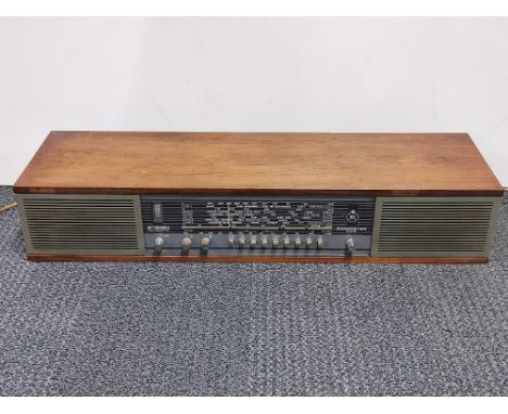 A Bang &amp; Olufsen Beo Master 900 stereo/radio reciever.