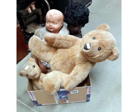 2 vintage dolls and 2 vintage teddy bears