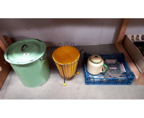 A green enamel brad bin, vintage/retro waste paper basket, teapot etc COLLECT ONLY