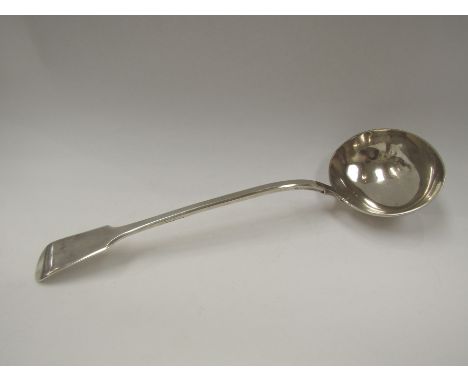 A Lewis Samuel silver soup ladle of fiddle form, London 1831, 300g 