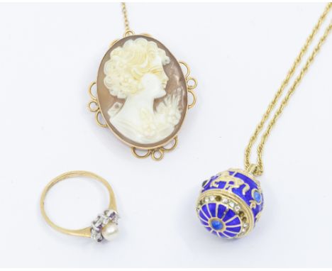 A 9ct gold mounted shell cameo brooch, size 35mm, pin and roller clasp, attached safety chain, along with a pearl, diamond an