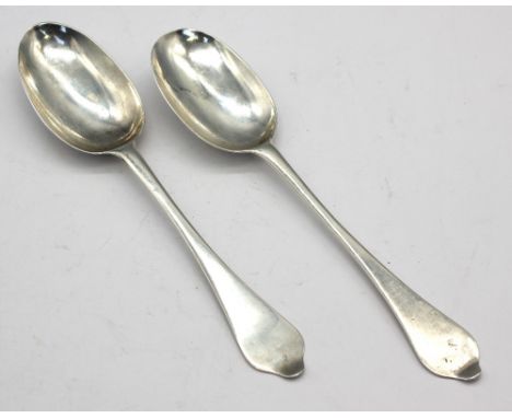 A Queen Anne Britannia silver dog nose spoon, with rat-tail and initialled EL reverse terminal, hallmarked by William Juson, 