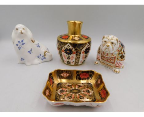 A Royal Crown Derby Imari 1128 pattern vase, SGB, with an 1128 pattern trinket dish (factory second); together with a Bulldog