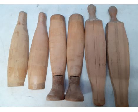 Vintage treen boot staysLocation: BWR 