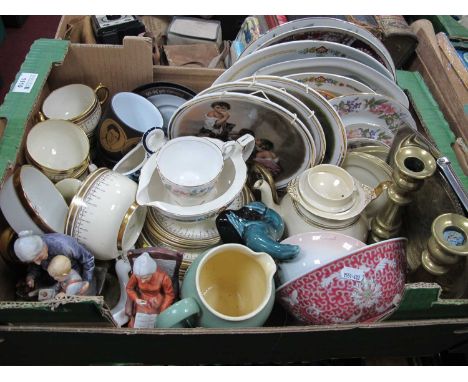 Grosvenor pert tea service comprising of teacups, saucers, jug and plates along with various plates, Noritake figure, Poole f