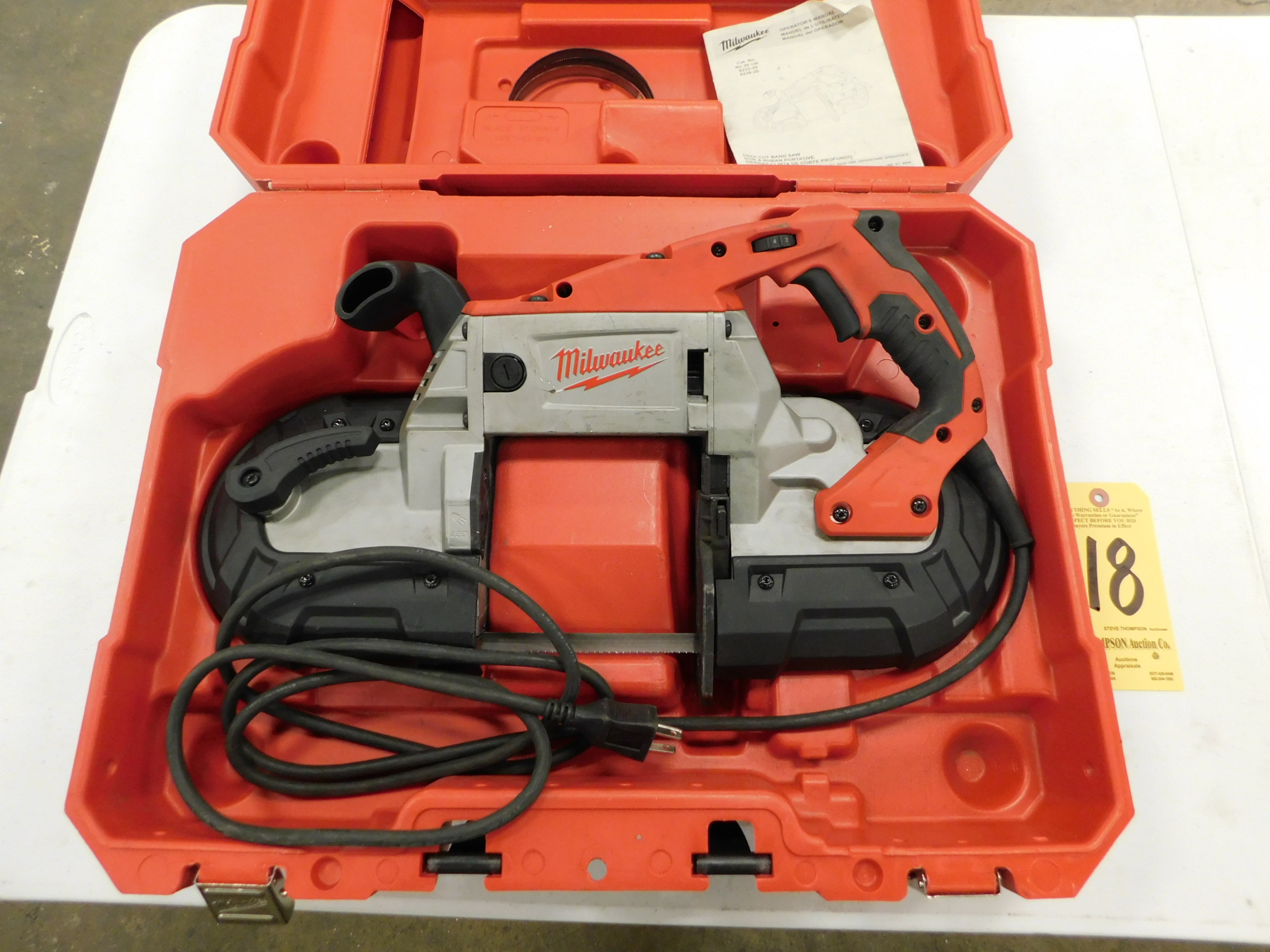 Milwaukee 623220 Portable Band Saw with Case