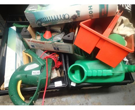 Selection of mixed gardening tools to include hedge trimmer. Not available for in-house P&amp;P, contact Paul O'Hea at Mailbo