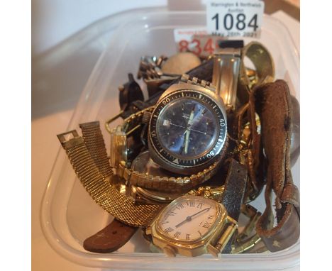 Quantity of wristwatches including Sekonda, Timex necklace, watch etc. P&amp;P Group 1 (£14+VAT for the first lot and £1+VAT 