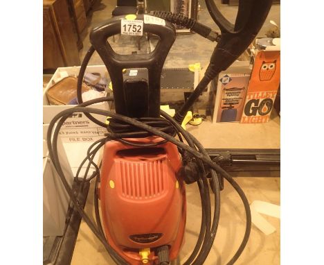 Power Devil pressure washer. Not available for in-house P&amp;P, contact Paul O'Hea at Mailboxes on 01925 659133 Condition Re