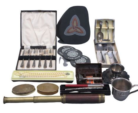 MIXED COLLECTABLES GROUP - two horn snuff boxes, child's EPNS and other table cutlery, two draw brass and mahogany pocket tel