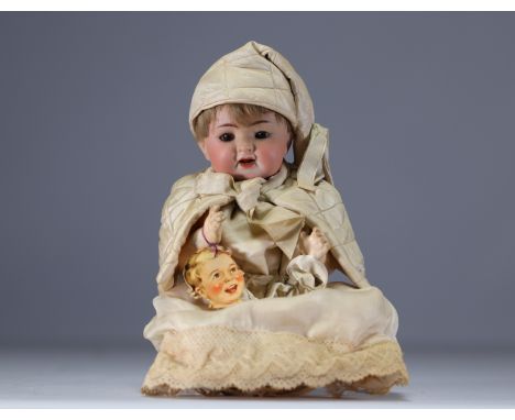KAMMER and REINHARDT - Baby boy character, nÂ° 126, between 1886 and 1930. - Weight: 390 g - Shipping unavailable - Sizes: H 