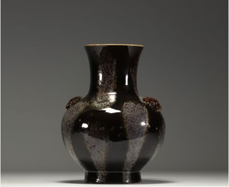 China - Vase with black and flamed glaze, under piece mark. - Weight: 4.64 kg - Shipping available - Sizes: H 330MM X D 260MM