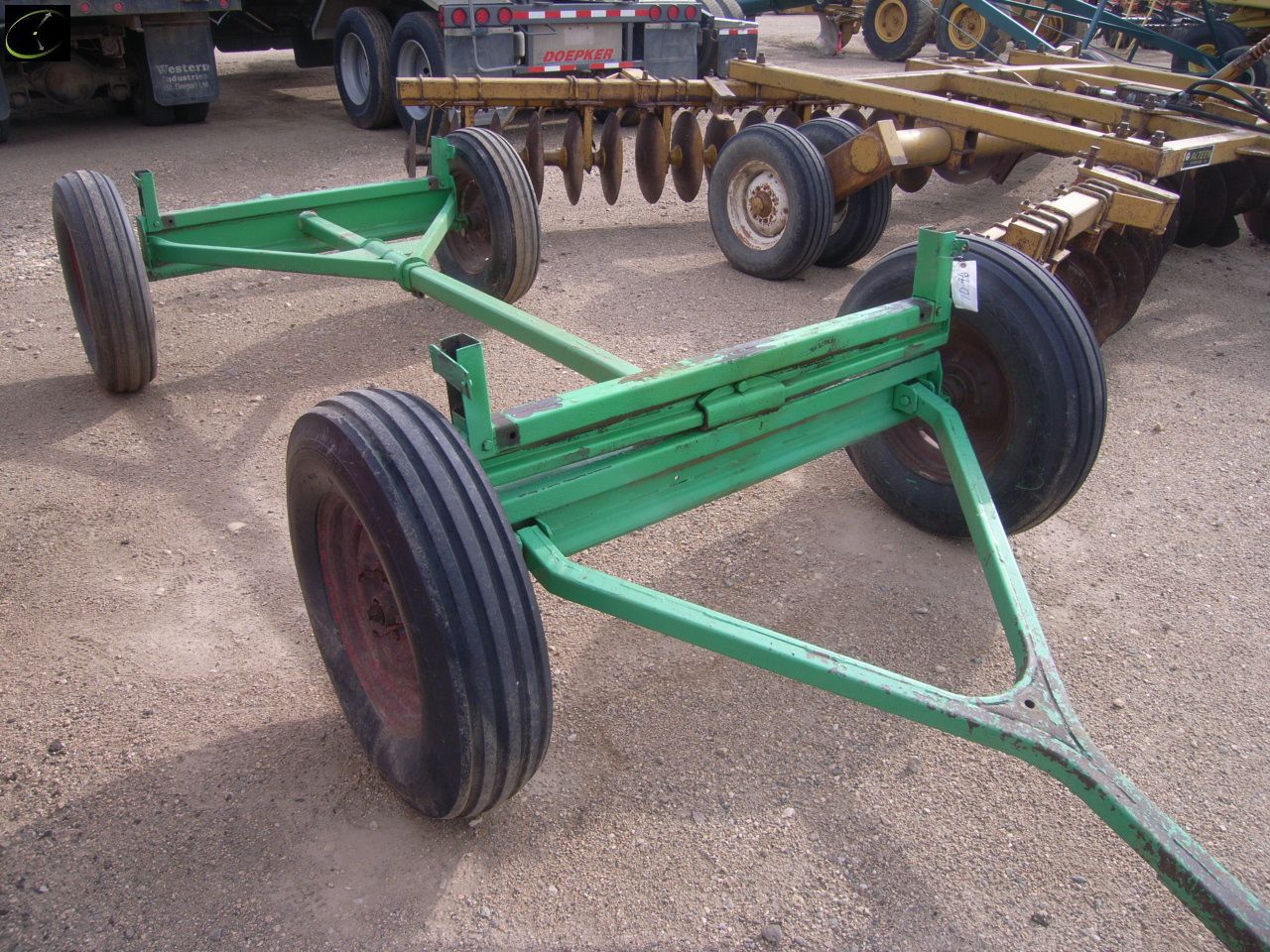 4 wheeled rubber tired farm wagon, 7.5016 tire size