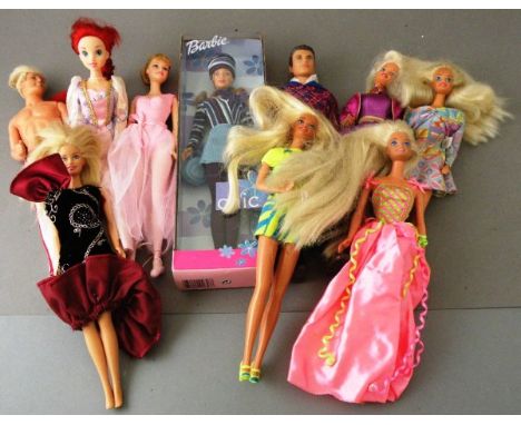 Quantity of Barbie and other dolls and accessories including boxed Mattel 'chic' Barbie