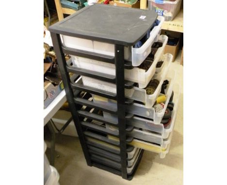 10 Drawer cabinet with a large quantity of vintage Meccano with many wheels, colours etc