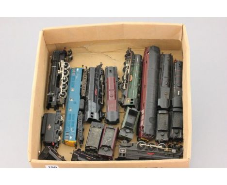 Eight OO gauge engines with tenders plus two Diesel engines including Mainline, Triang x 7, Lima, Hornby