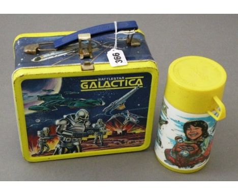 Vintage and Original Aladdin Industries Battlestar Galactica Tin Plate Lunchbox with Flask in Good Condition