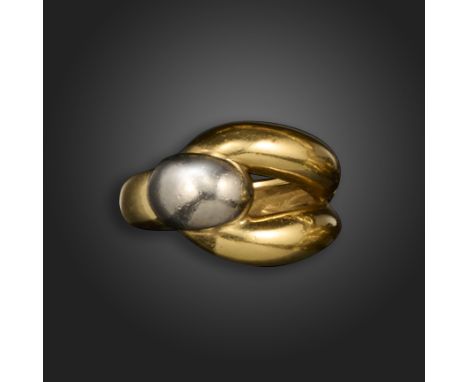 A gold ring by Zolotas, designed as a knot in two-colour gold, signed Zolotas, stamped 750, size L, 9g