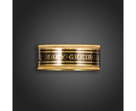 A 19th century gold mourning ring, the gold band with black enamel decoration with mourning inscription dated 1815, with rope