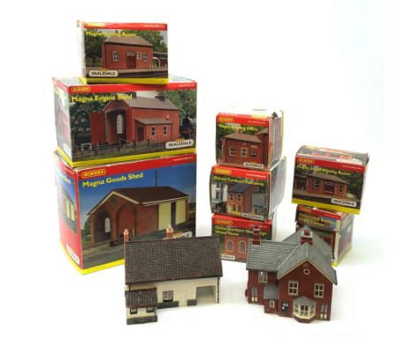 Hornby Skaledale - ten various buildings including Magna Goods Shed, Magna Engine Shed, Magna Waiting Room, Magna Small Waiti