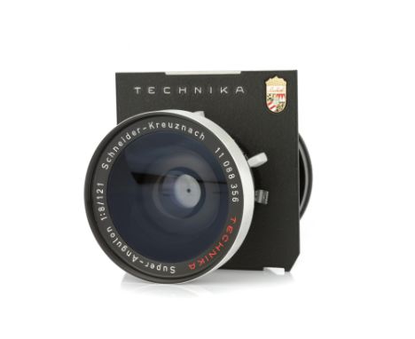 A Schneider Technika Super-Angulon f/8 121mm Lens, in Linhof Synchro-Compur shutter, chrome, serial no. 11088356, body, VG, s