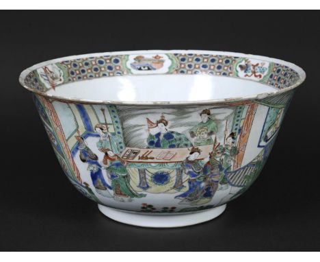 PAIR OF CHINESE KANGXI BOWLS a large pair of Kangxi famille verte bowls, painted to the exterior with various military figure