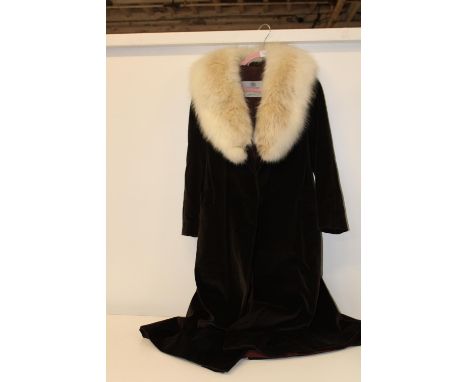 A genuine Ladies Aquascutum coat s/m 