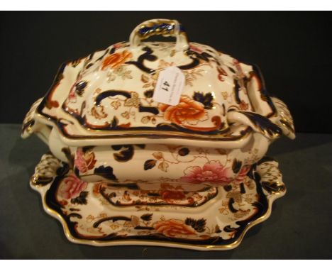 A Masons Ironstone Mandalay twin handled soup tureen and cover with ladle and conforming stand (the stand 38 x 26cm).