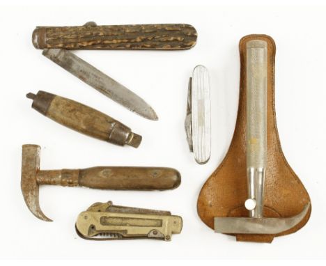 A combination tool with bits in handle and 4 penknives G