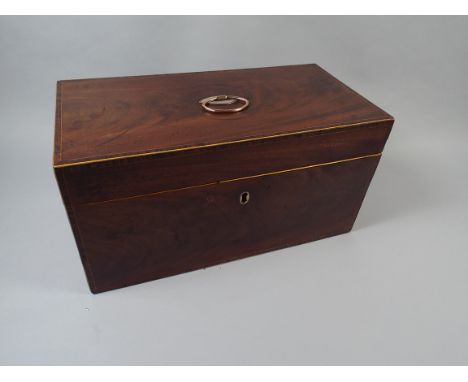 A Georgian Flame Mahogany Two Division Tea Caddy with Glass Mixing Bowl. 30x15x15.5cm