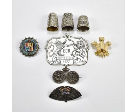 A Victorian commemorative silver and enamel fan shaped brooch, three thimbles, three further brooches and a commemorative med