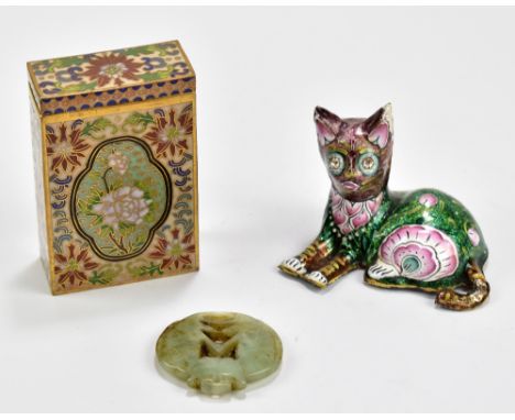 A cloisonne enamel rectangular playing card box and cover, an enamel decorated cat and a fish decorated pendant (3).