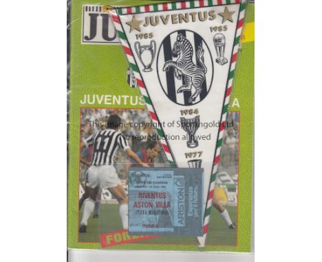 JUVENTUS V ASTON VILLA 1983       Juve Toro brochure special edition programme, ticket for the European Cup Quarter-Final mat