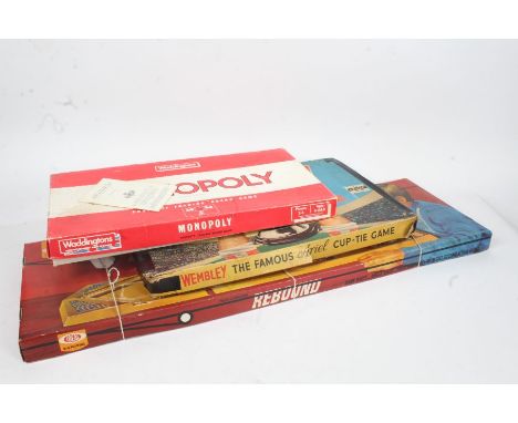 Scalextric 300 set, box (AF), and Two-Cushion Rebound Game (2)