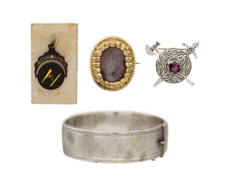 A selection of jewels. To include a Japanese shakudo mixed metal Masonic spinner watch fob, length 33mm, a Victorian pinchbec
